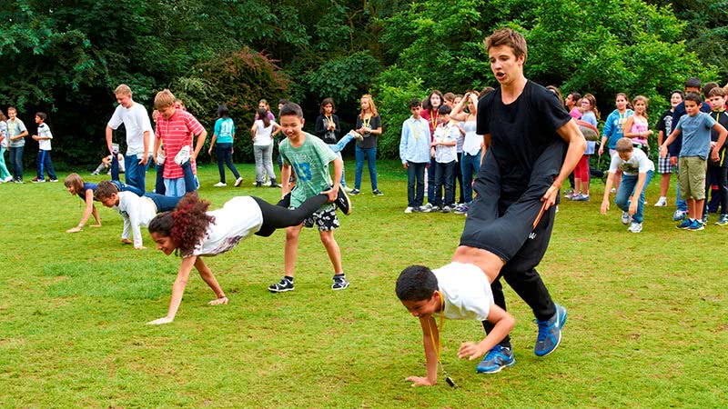 cursos de inglÃ©s para jovenes en Malahide con actividades